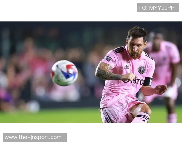 伊布调侃梅西小儿子西罗称其为迷你版梅西引发热议 伊布调侃梅西小儿子西罗称其为迷你版梅西引发热议